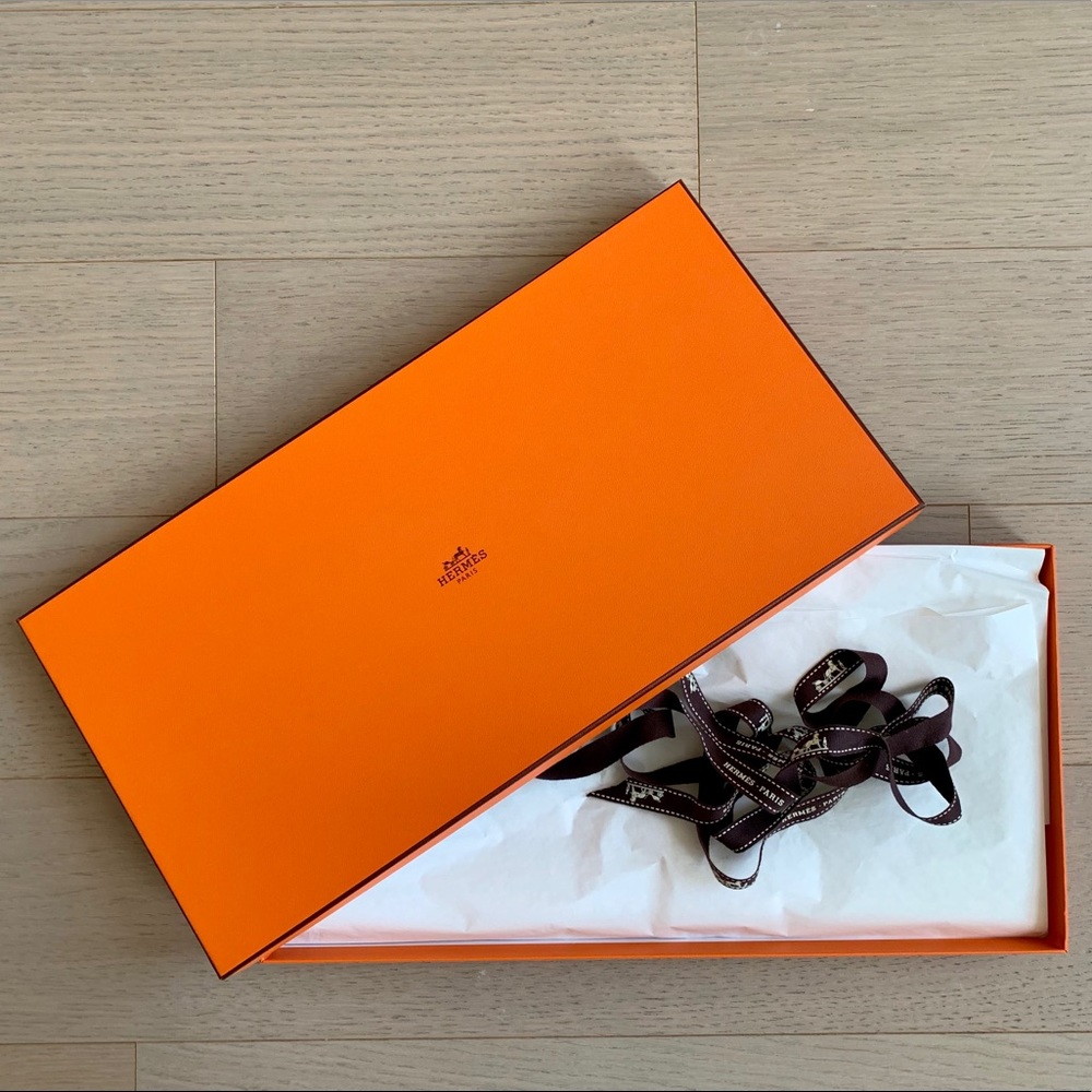 3 Hermès box for 140cm silk/cashmere scarf
